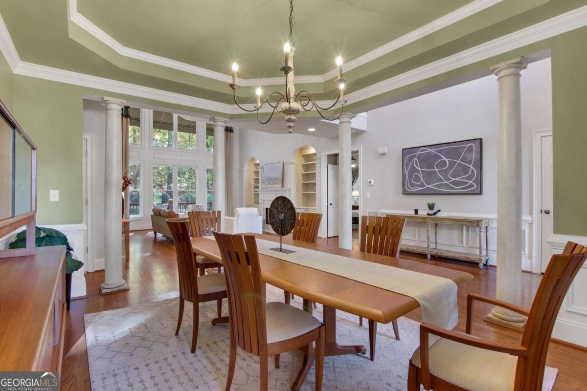 Woodbridge at Hamilton Lake - Residential