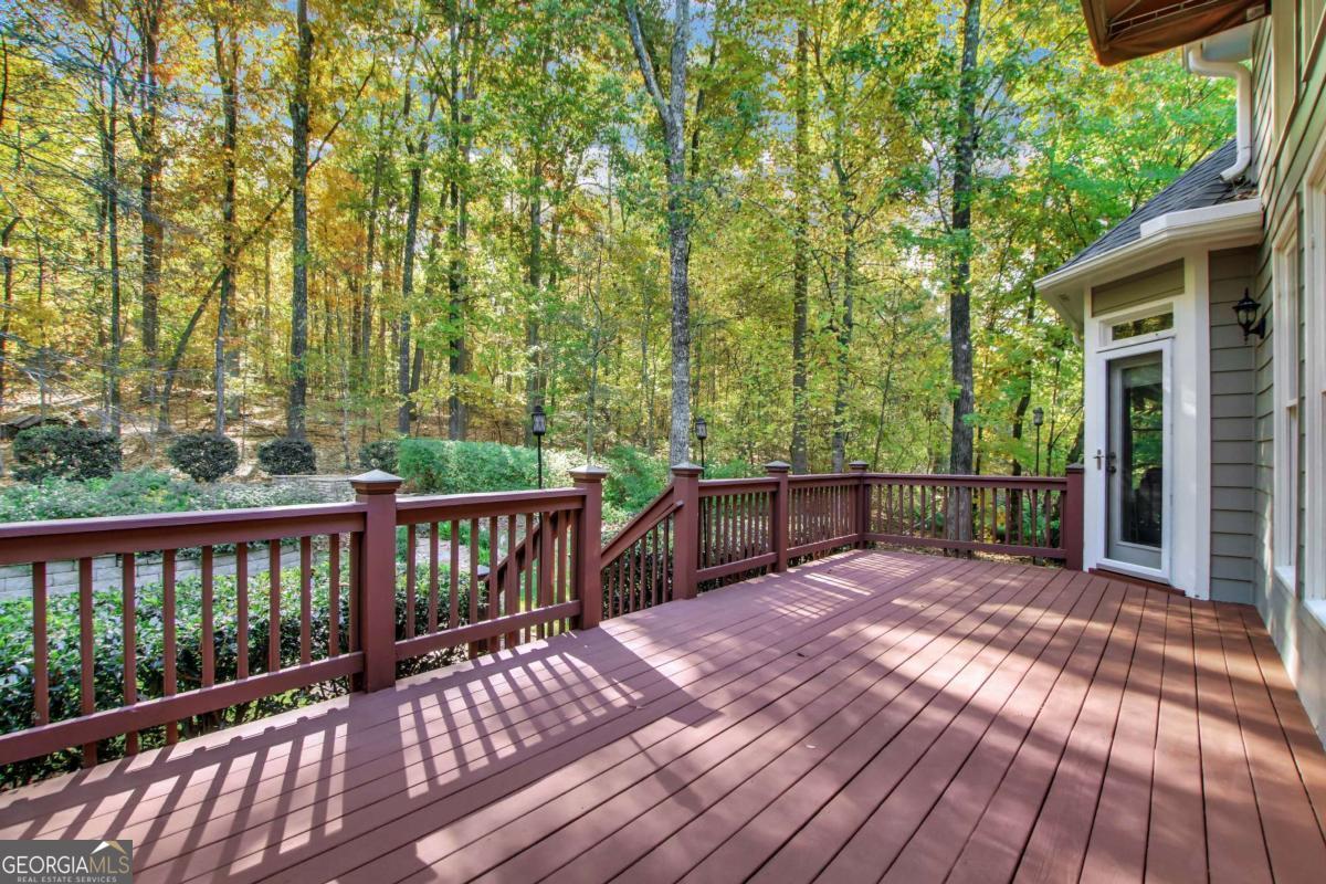 Woodbridge at Hamilton Lake - Residential