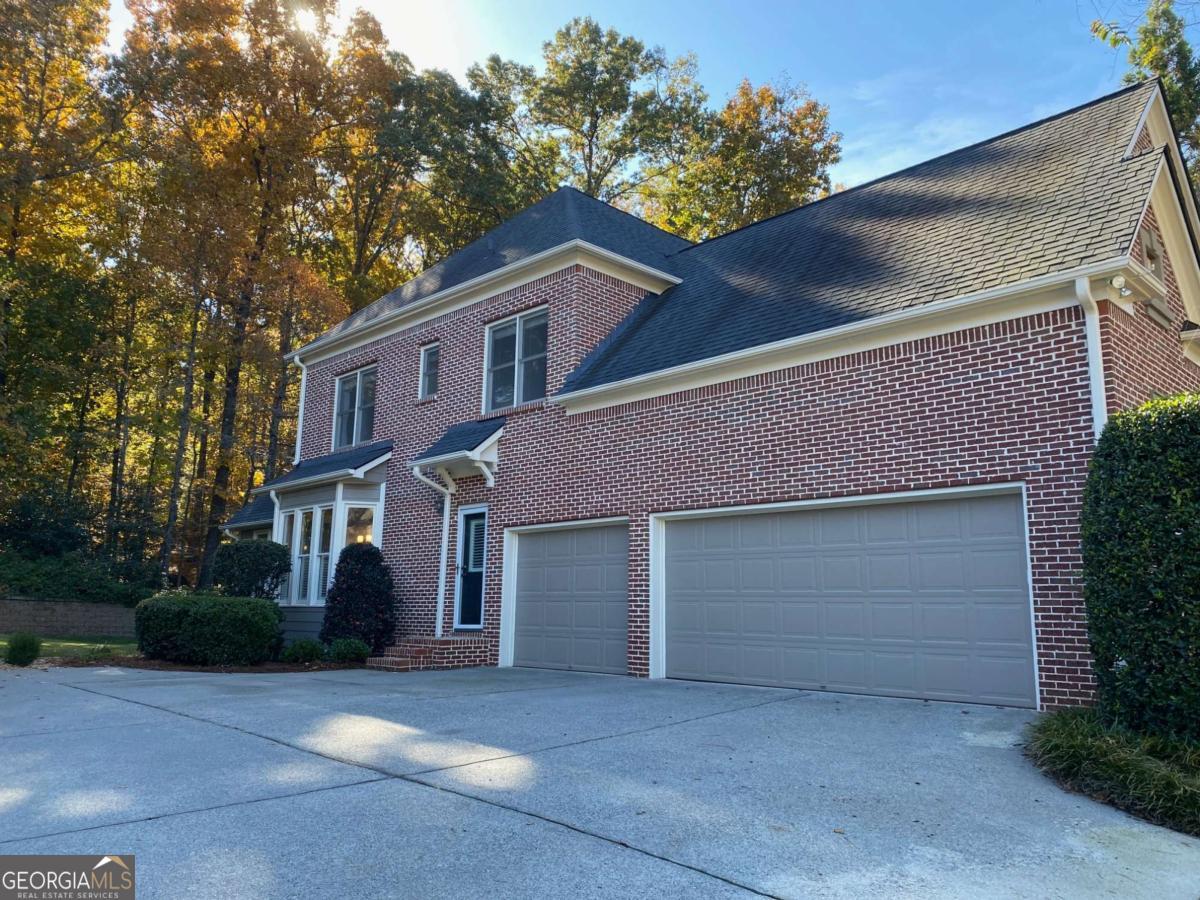 Woodbridge at Hamilton Lake - Residential