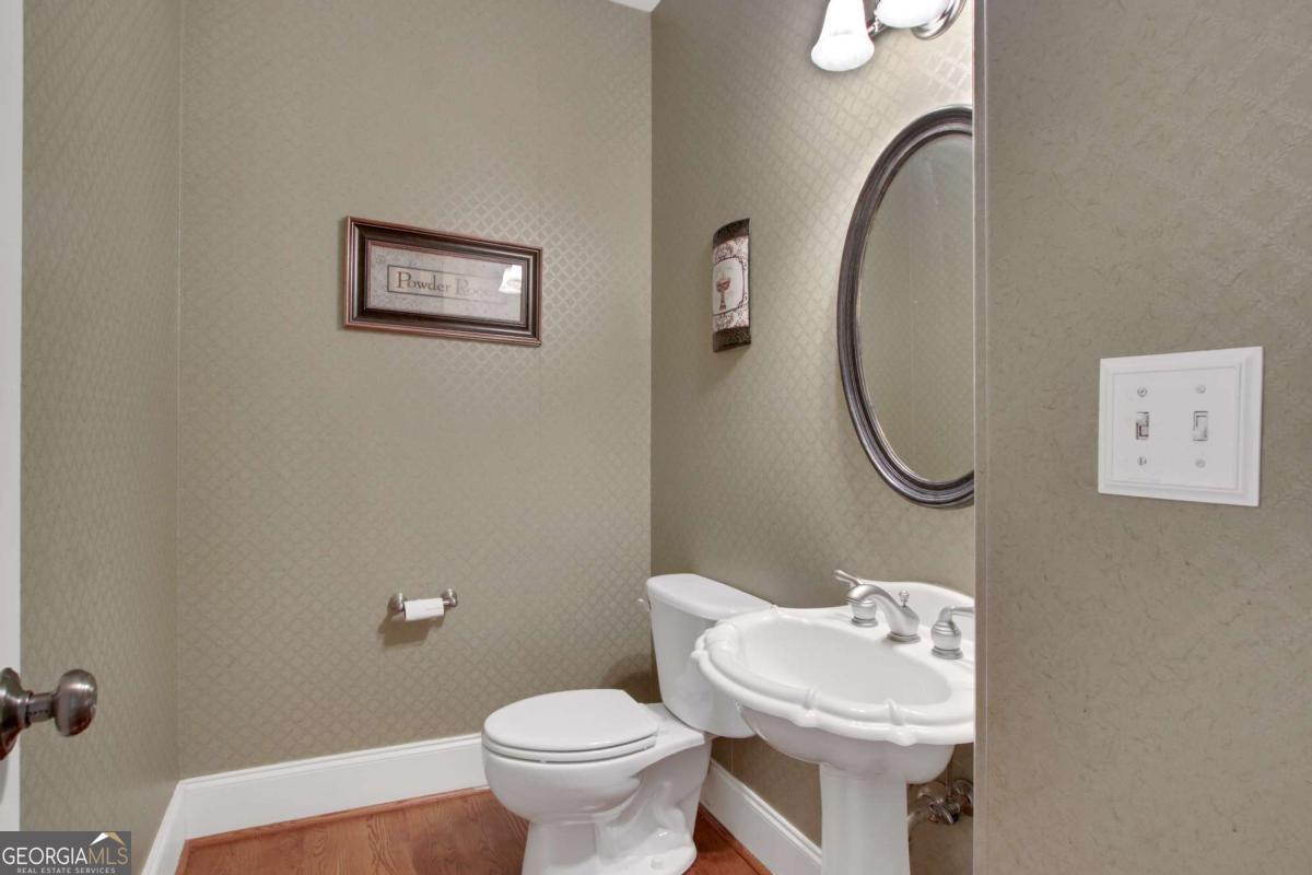 Woodbridge at Hamilton Lake - Residential