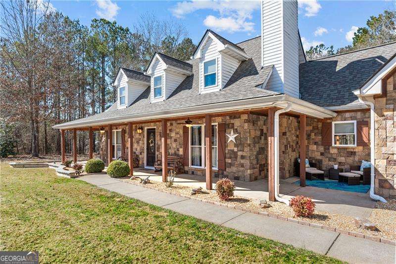 212 Lakeview DR