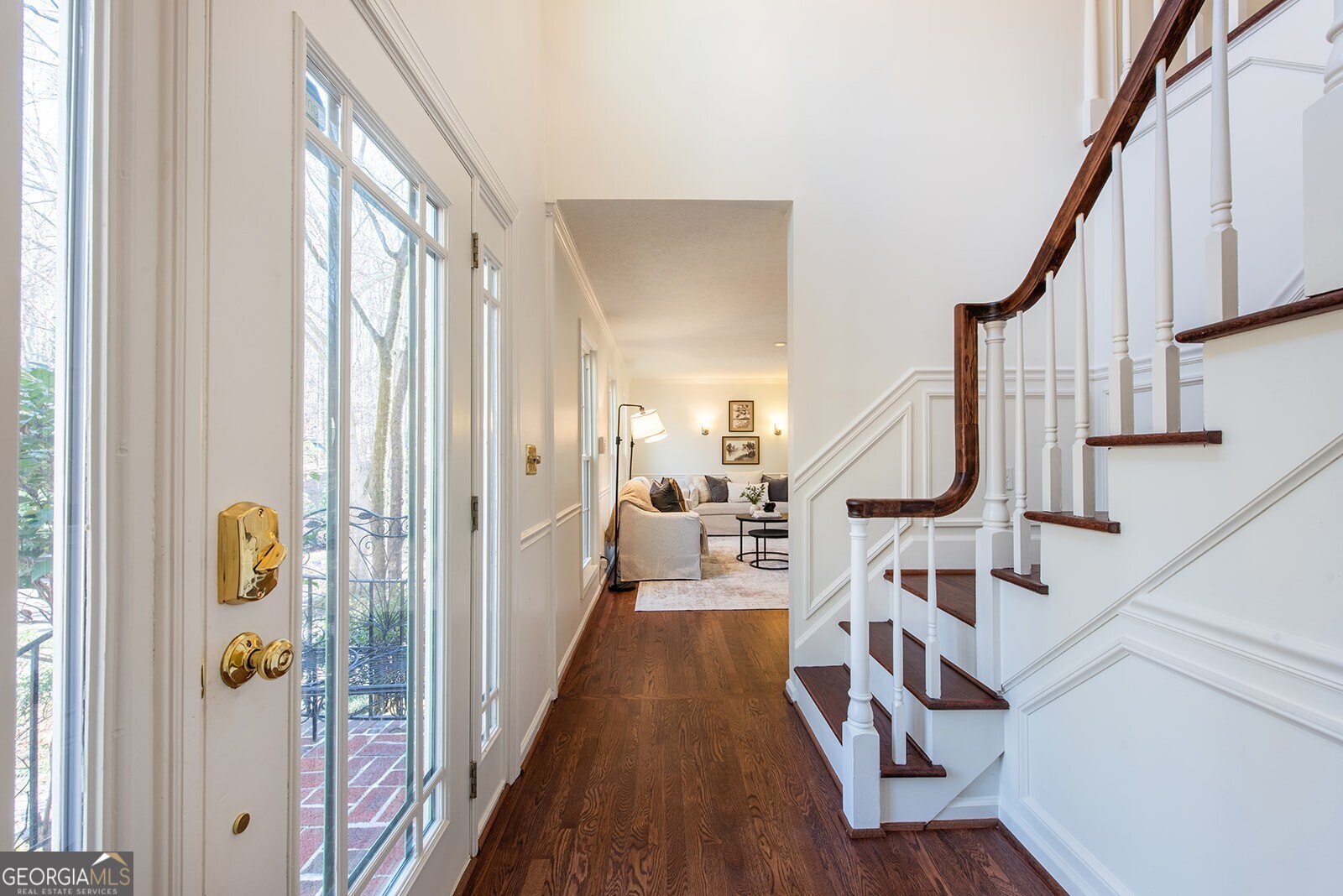 3850 Cedar Cliff CT SE