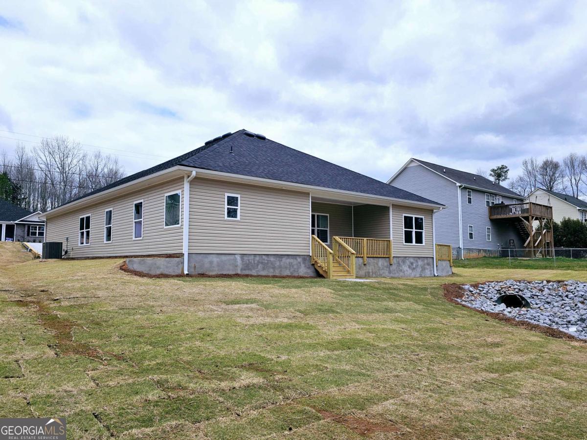 112 Scarlett Place DR