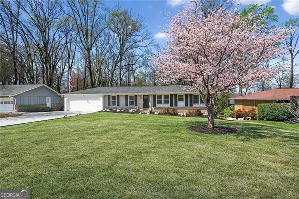 Photo of 3024 Sumac Drive, Peachtree Corners, GA 30360 (MLS # 10717747)