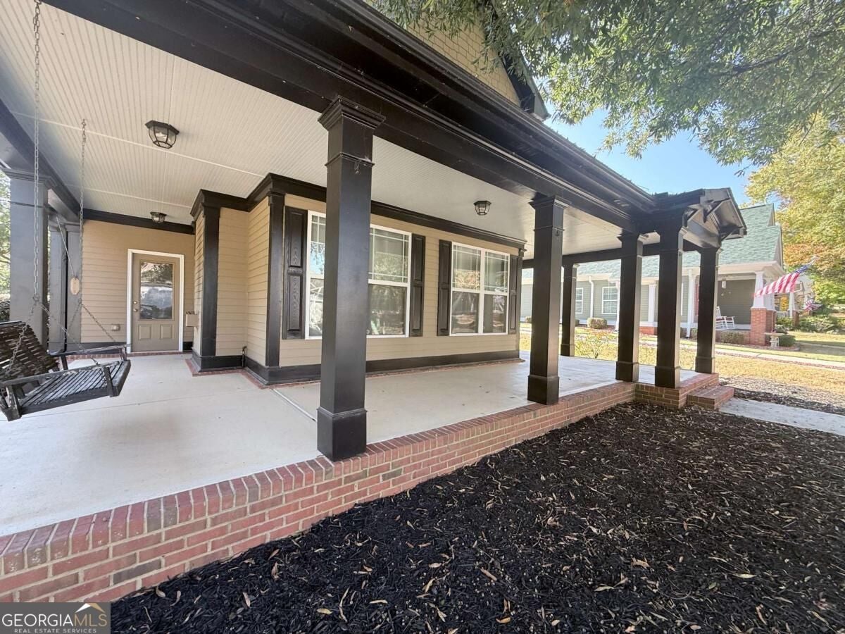 250 Ryan LN