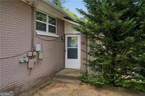 1121 Glendale DR Atlanta GA 30344