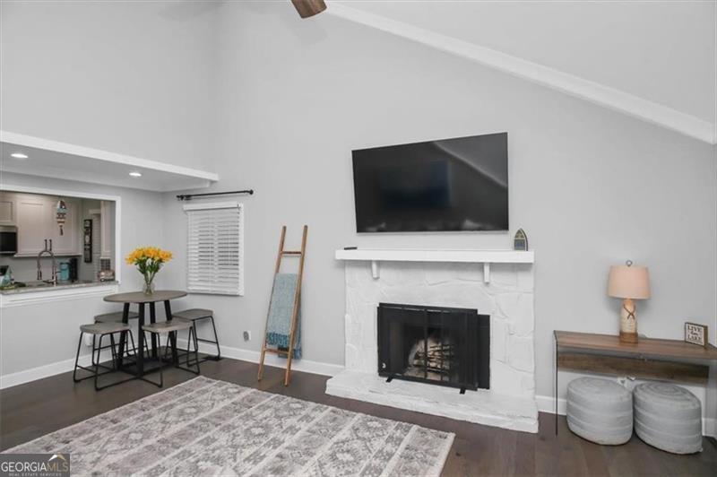 228 Narrows DR