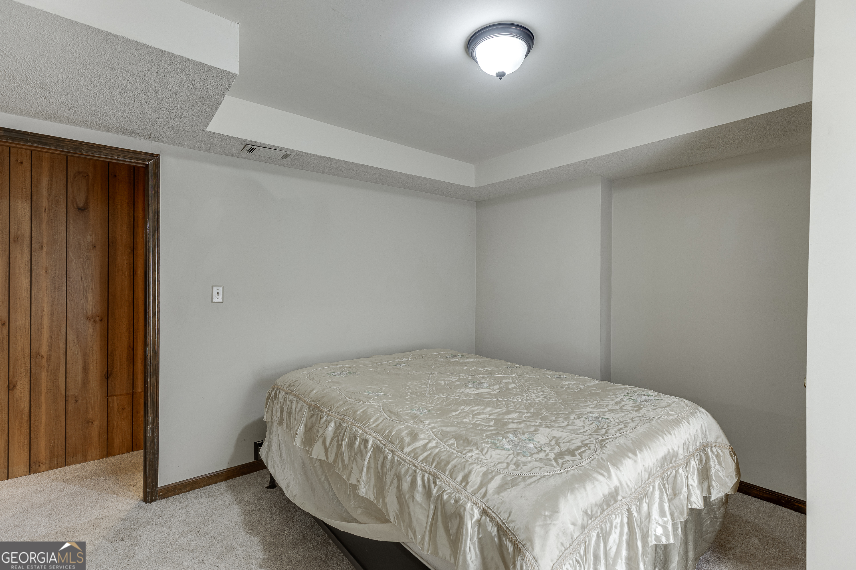 Summit Chase - Residential