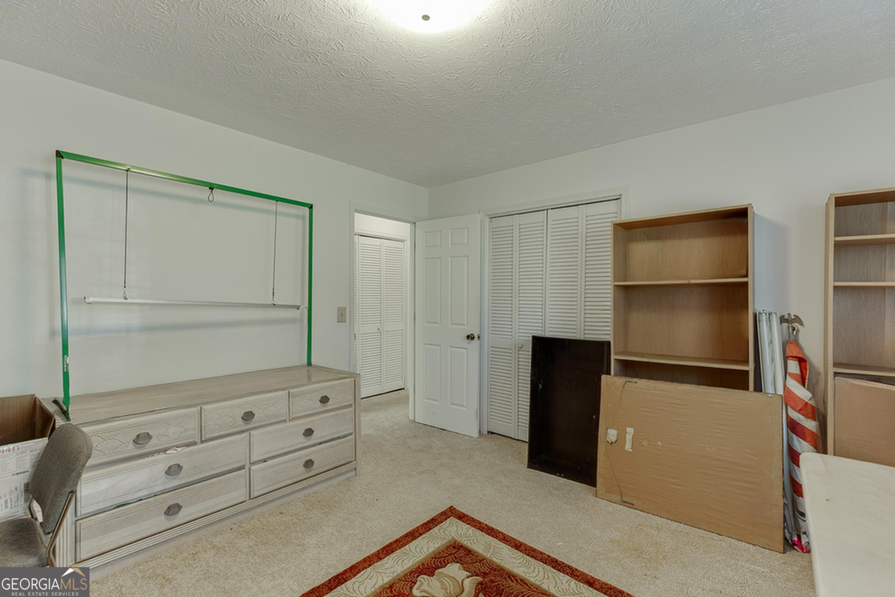 Summit Chase - Residential