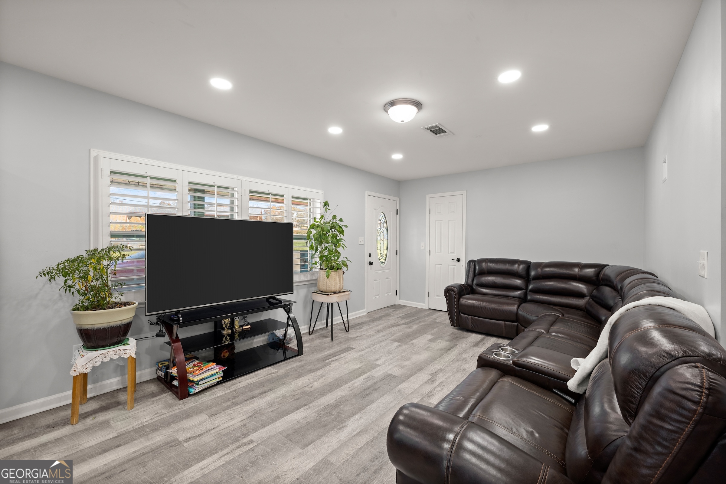 5042 Hopewell RD