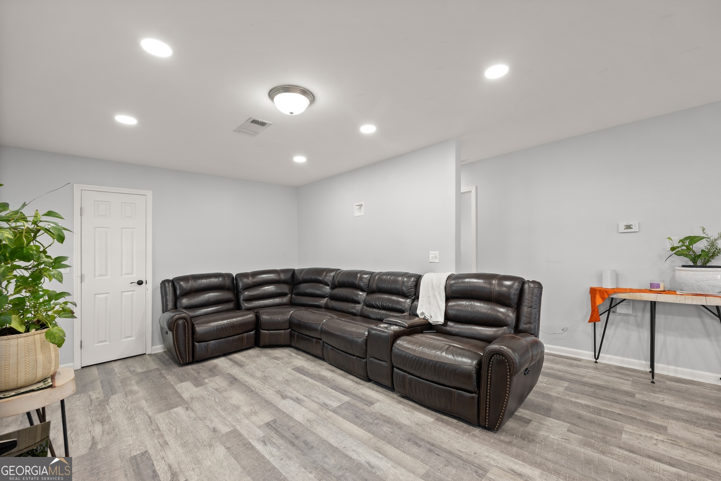 5042 Hopewell RD
