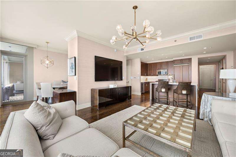 3630 Peachtree RD NE 2706