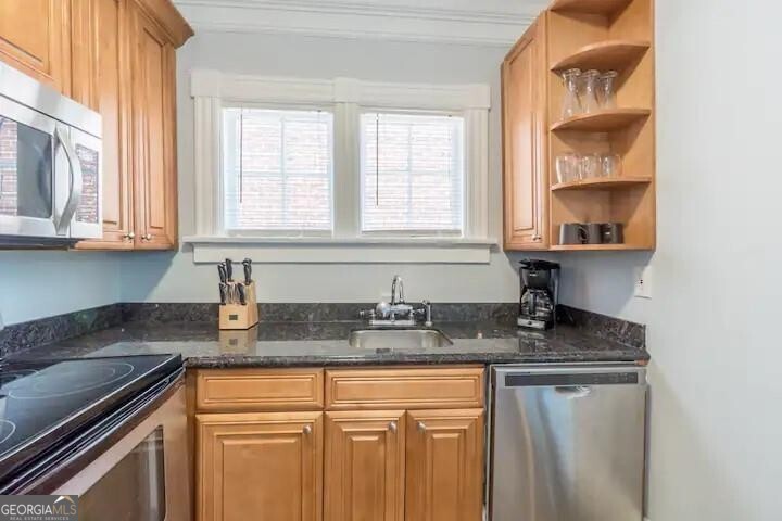 Atlanta, Georgia 30308, United States, 2 Bedrooms Bedrooms, ,1 BathroomBathrooms,Residential,Active,20867