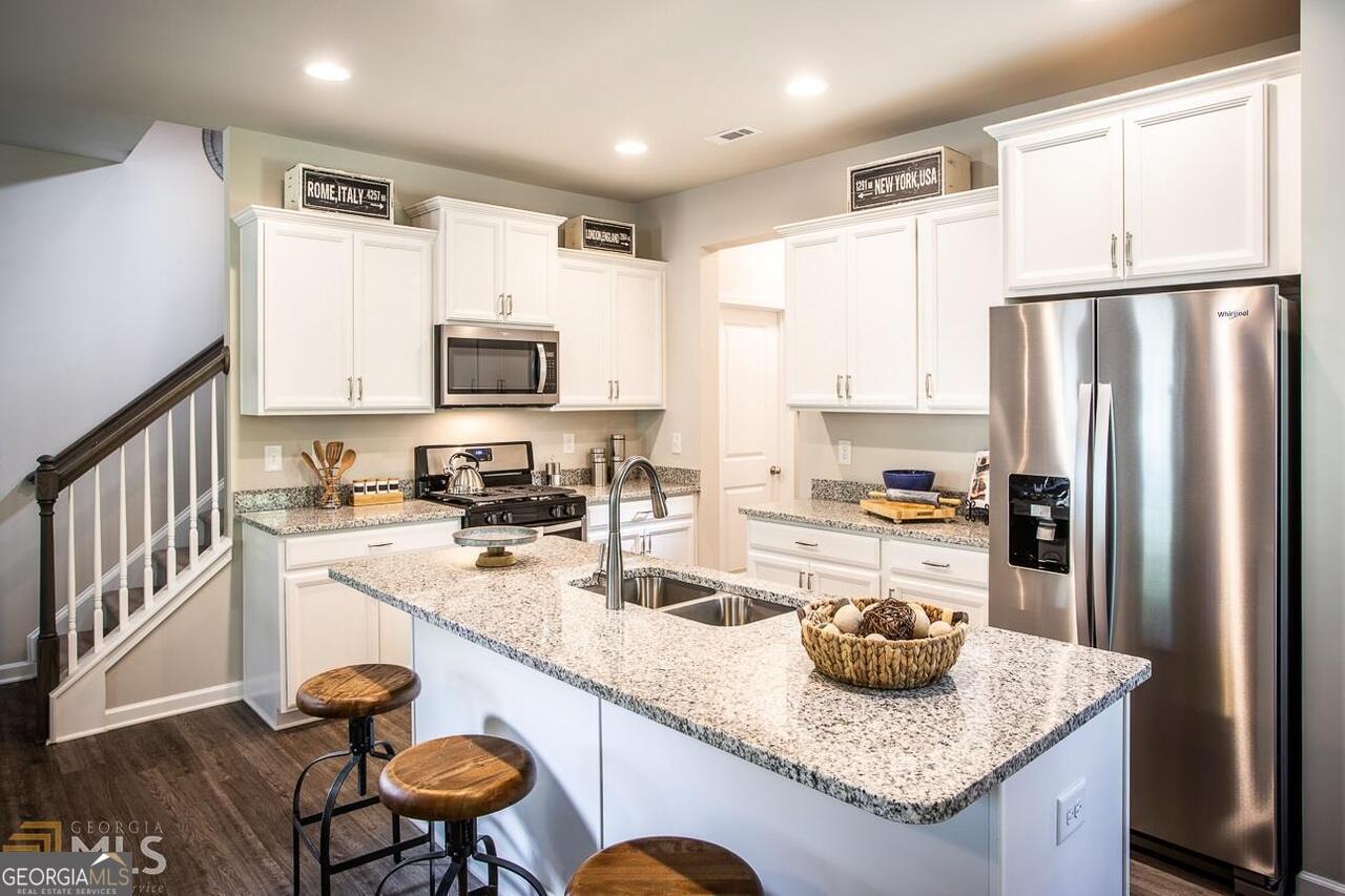 3007 Creekside Overlook WAY