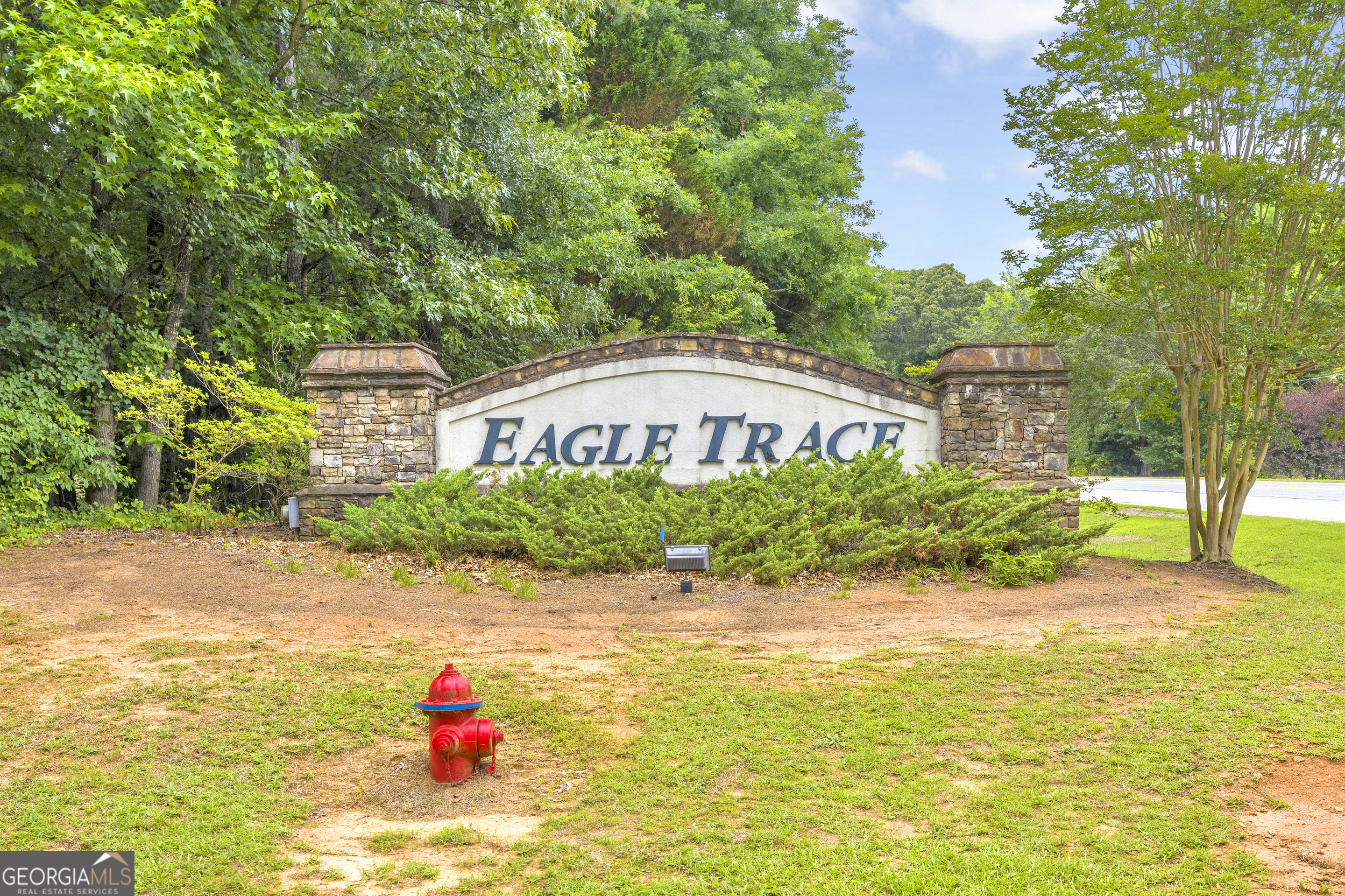 163 Tuxedo DR