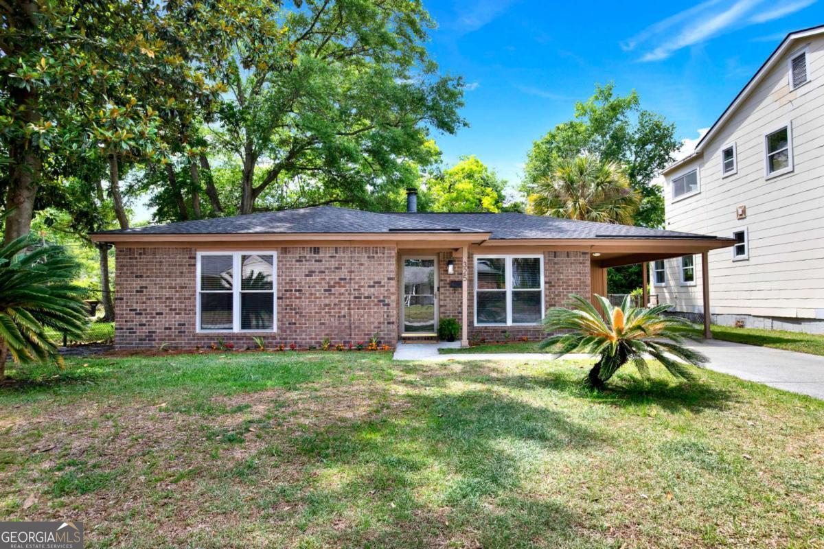 325 Forrest AVE