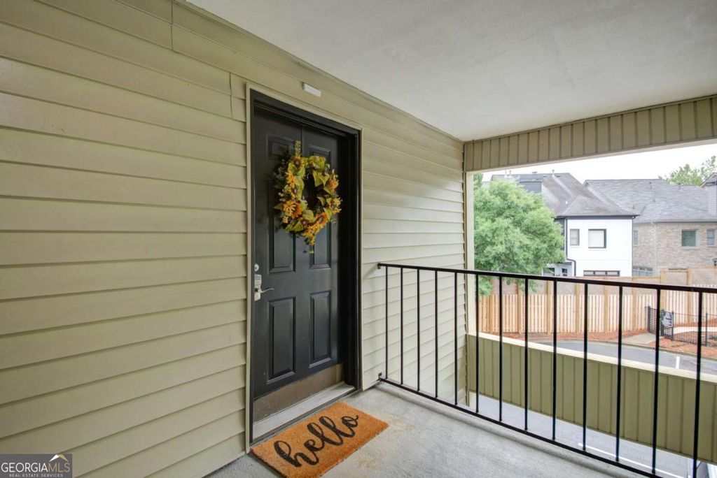 Photo of 2657 Lenox Road NE #213, Atlanta, GA 30324 (MLS # 10772102)