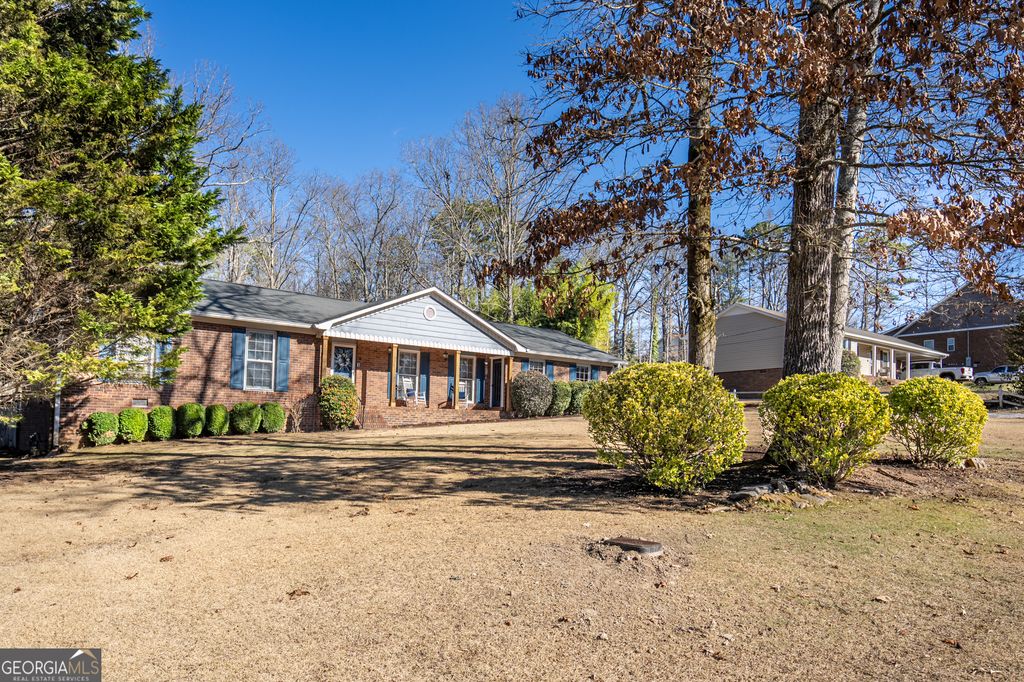 Photo of 8 Timberwood Drive SE, Silver Creek, GA 30173 (MLS # 10673346)