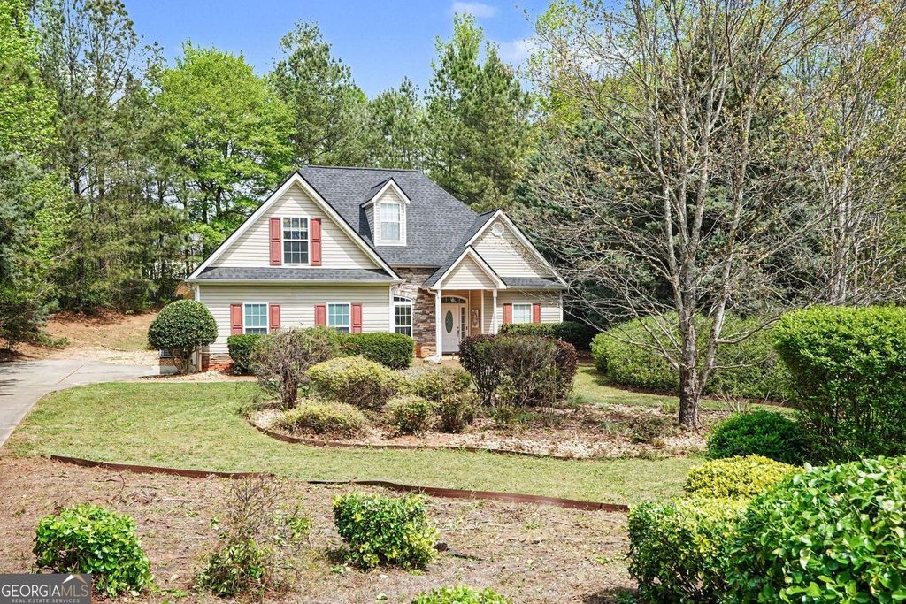 Photo of 203 Rocky Creek Drive, Griffin, GA 30224 (MLS # 10725818)