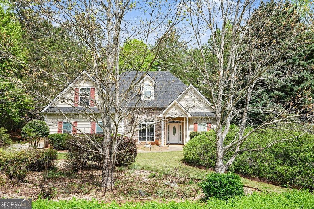 Photo of 203 Rocky Creek Drive, Griffin, GA 30224 (MLS # 10725818)