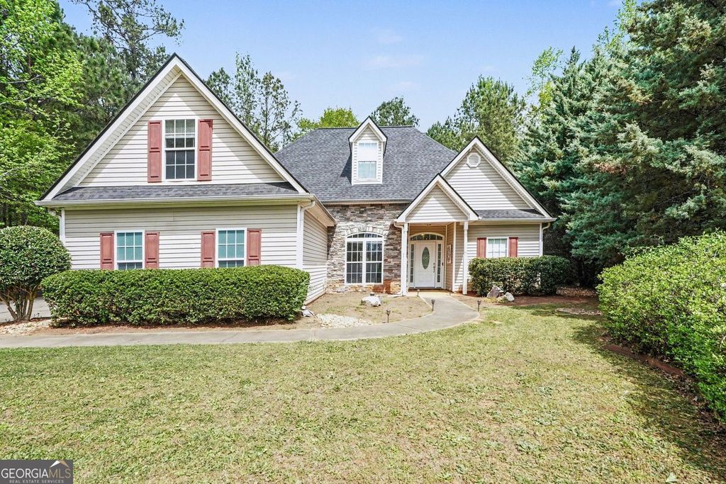 Photo of 203 Rocky Creek Drive, Griffin, GA 30224 (MLS # 10725818)