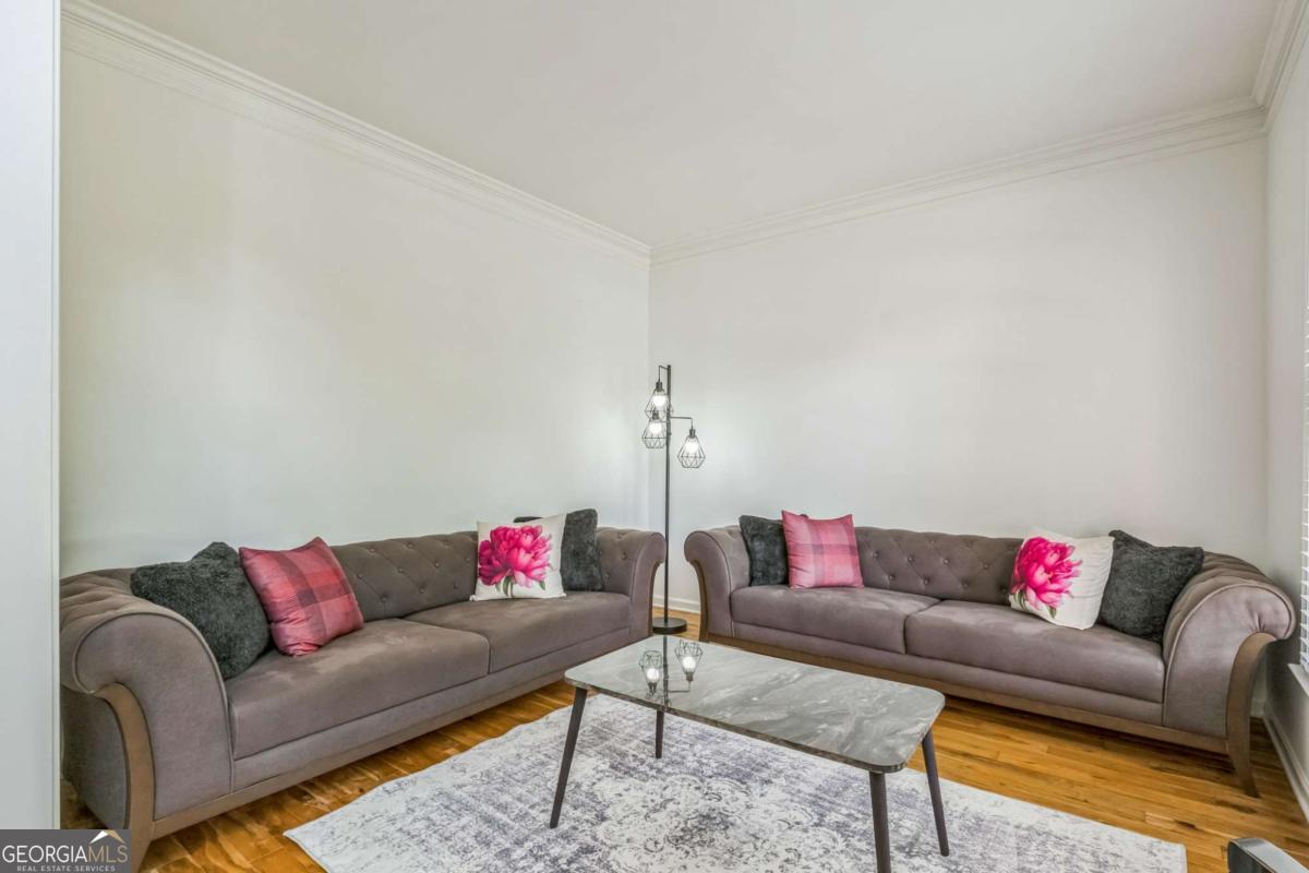 1625 Hawkins Cove TRL