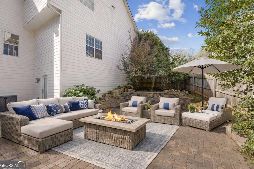 Photo of 1041 Bonaventure Way, Lawrenceville, GA 30044 (MLS # 10714253)