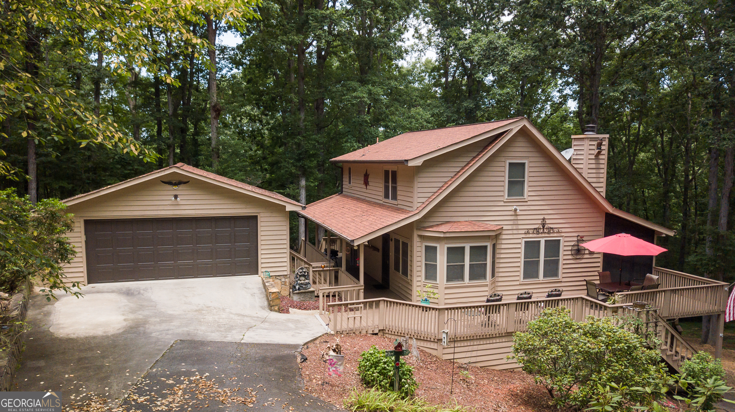 14 Summit RD