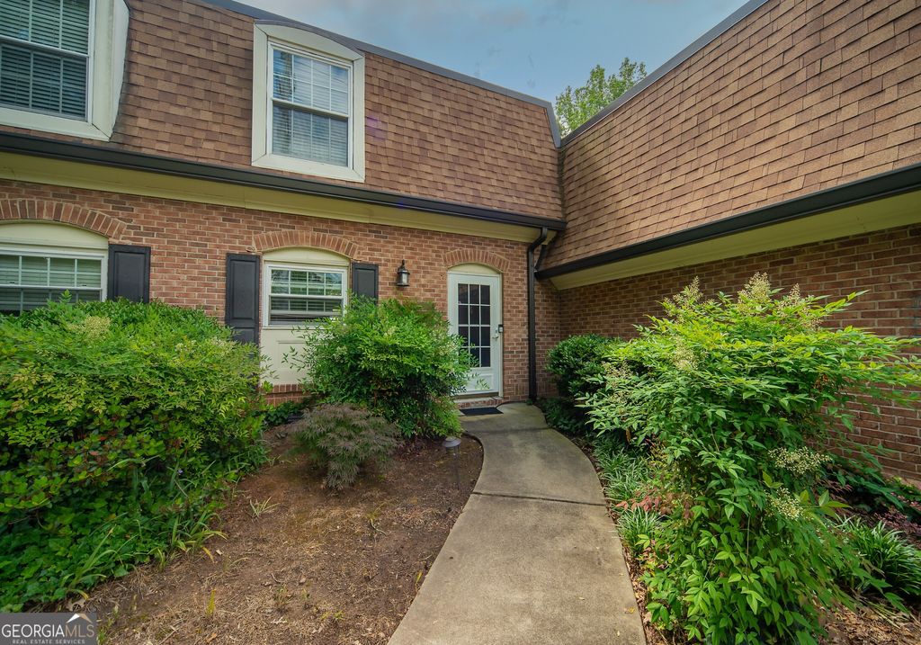 Photo of 1261 LaVista Road #N4, Atlanta, GA 30324 (MLS # 10667492)