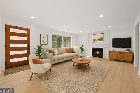 Photo of 2885 Dale Creek Drive NW, Atlanta, GA 30318 (MLS # 10606316)