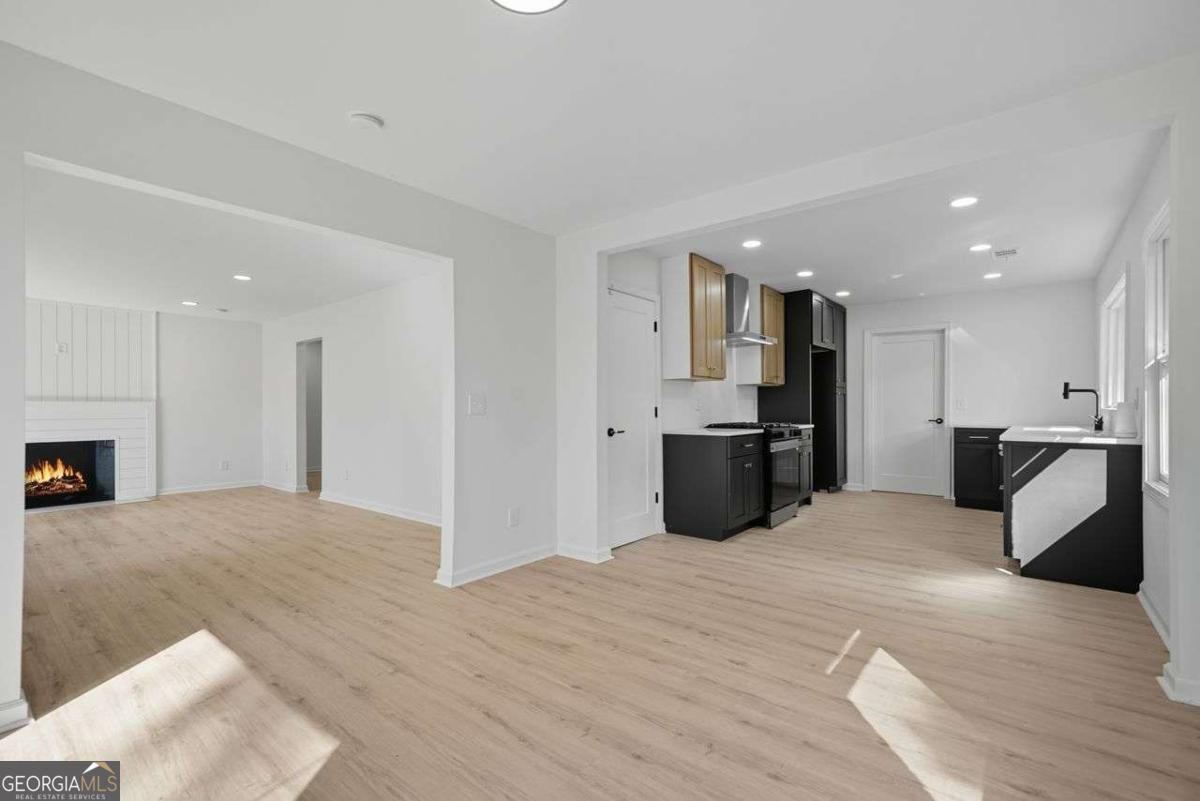 2885 Dale Creek DR NW