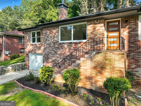 2885 Dale Creek DR NW Atlanta GA 30318