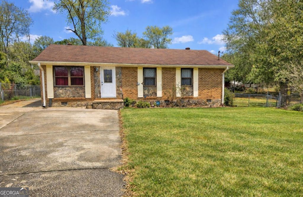 Photo of 9004 Cornell Drive, Jonesboro, GA 30238 (MLS # 10691780)