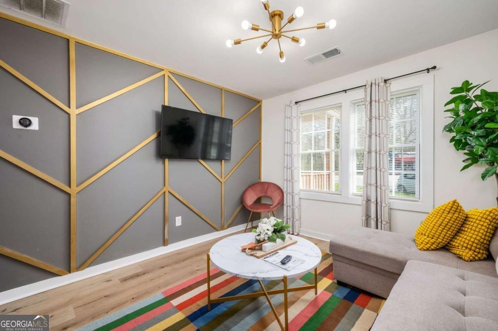 Photo of 1645 Evans Drive SW, Atlanta, GA 30310 (MLS # 10698708)