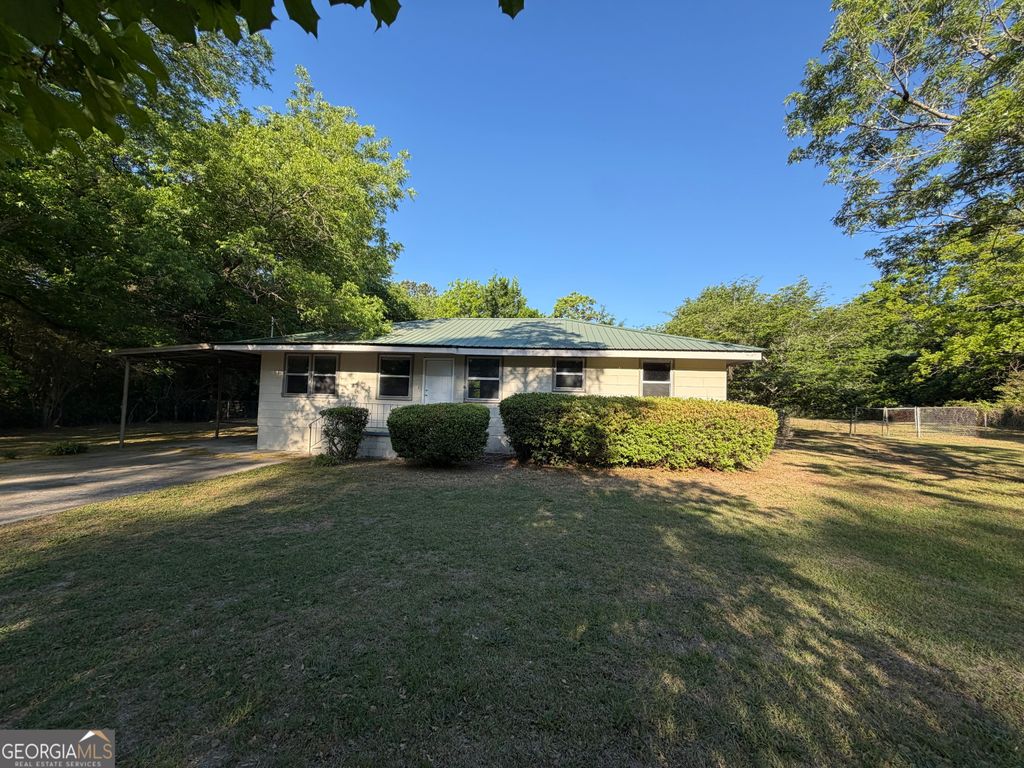 Photo of 6045 Skipperton Road, Macon, GA 31216 (MLS # 10737861)