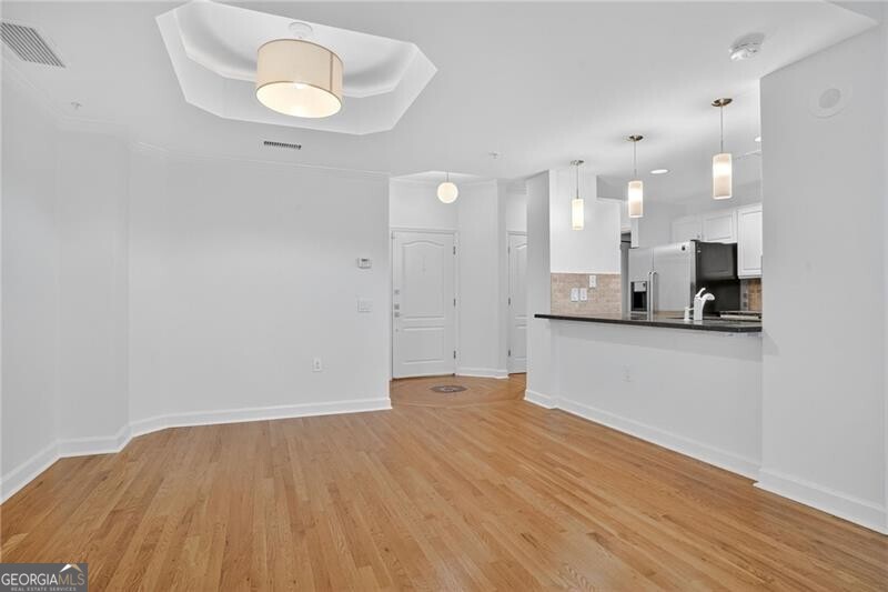 3475 Oak Valley RD NE 250