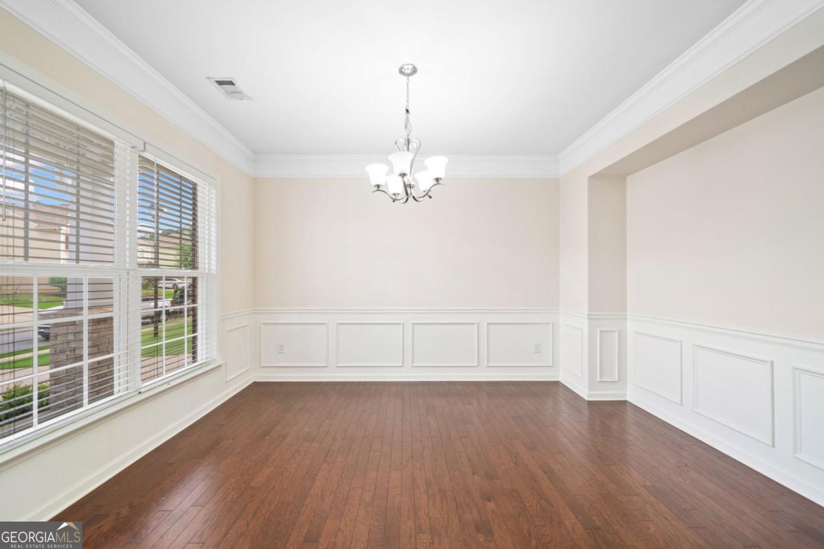 522 Spring View DR