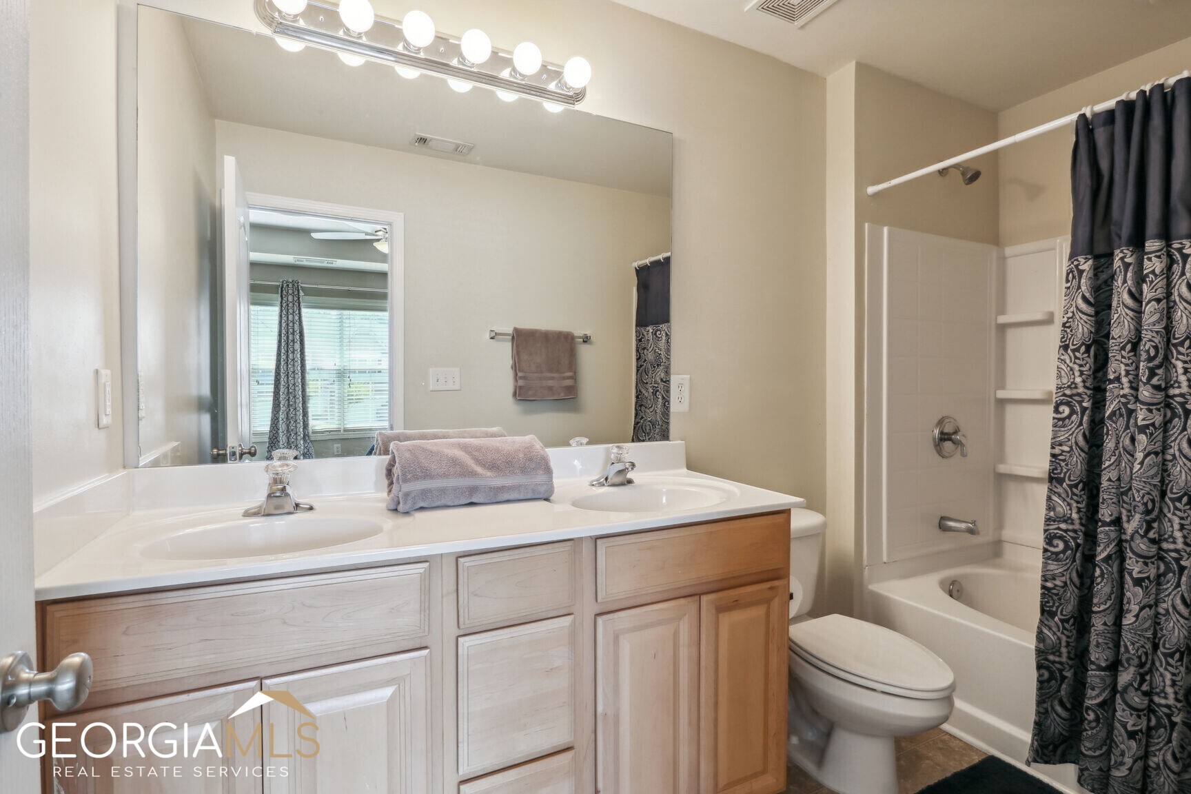 Hickory At Shiloh - Residential