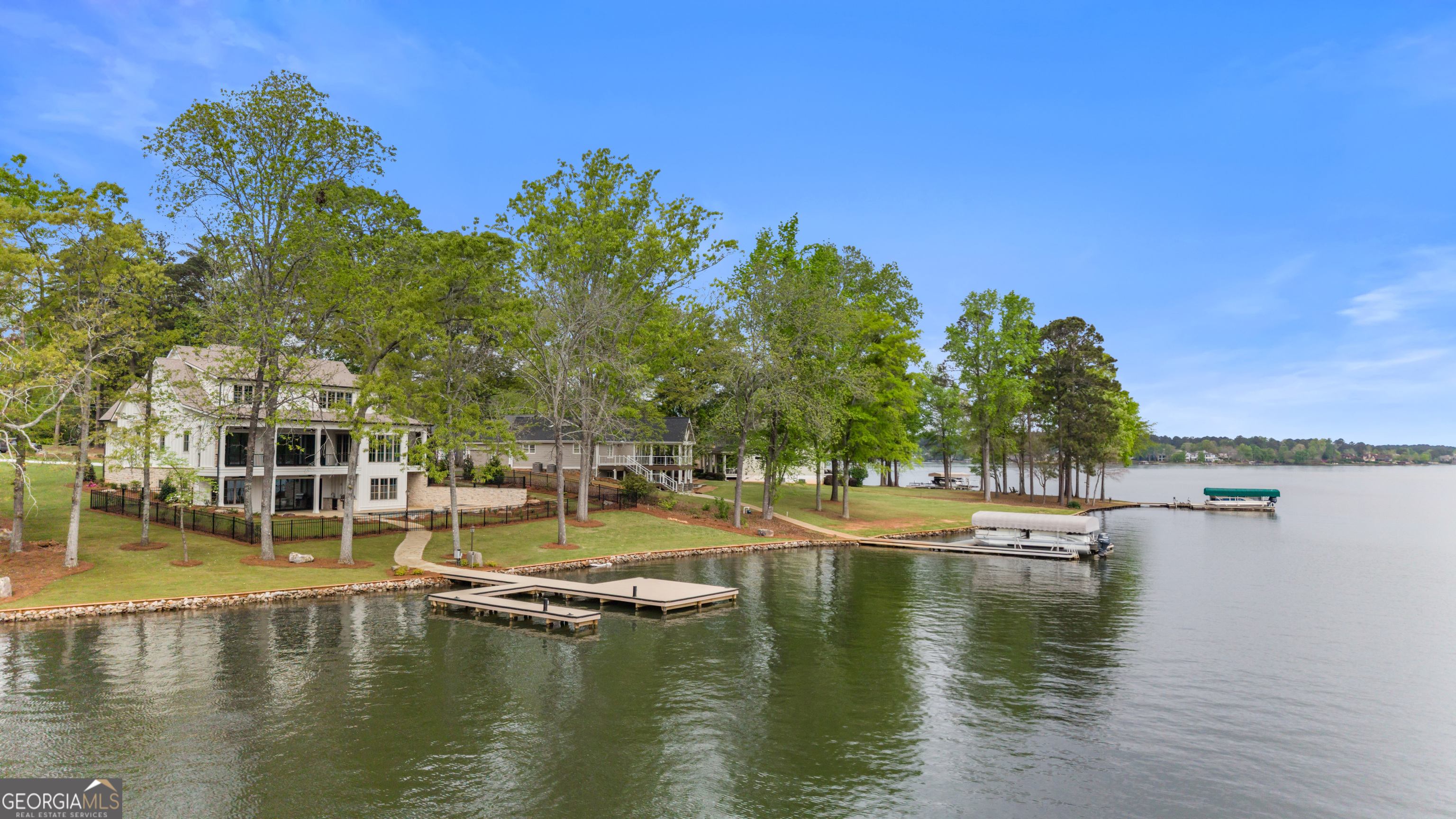 144 Collis CIR