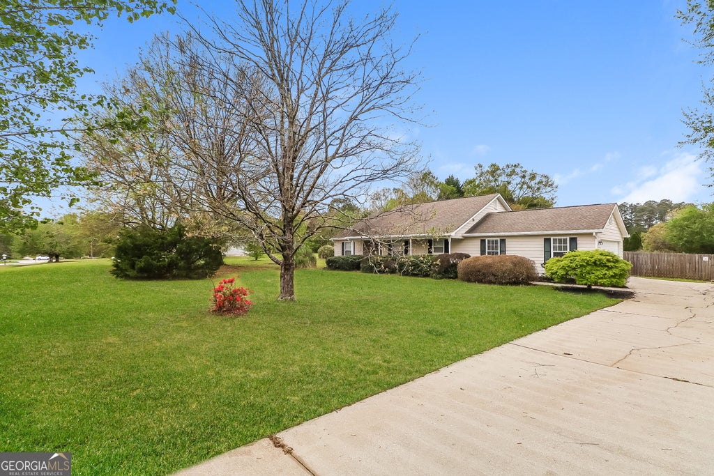 Photo of 115 Millbrook Way, McDonough, GA 30252 (MLS # 10877653)
