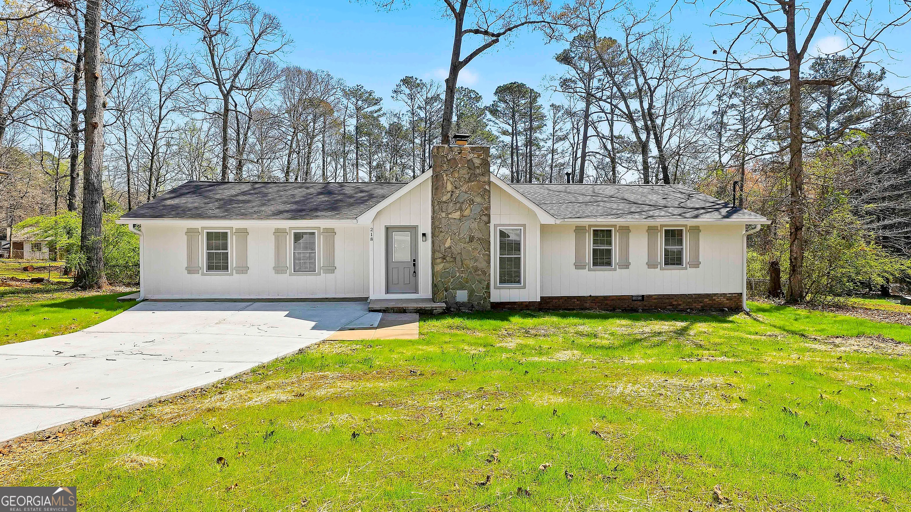 218 Hyde Circle