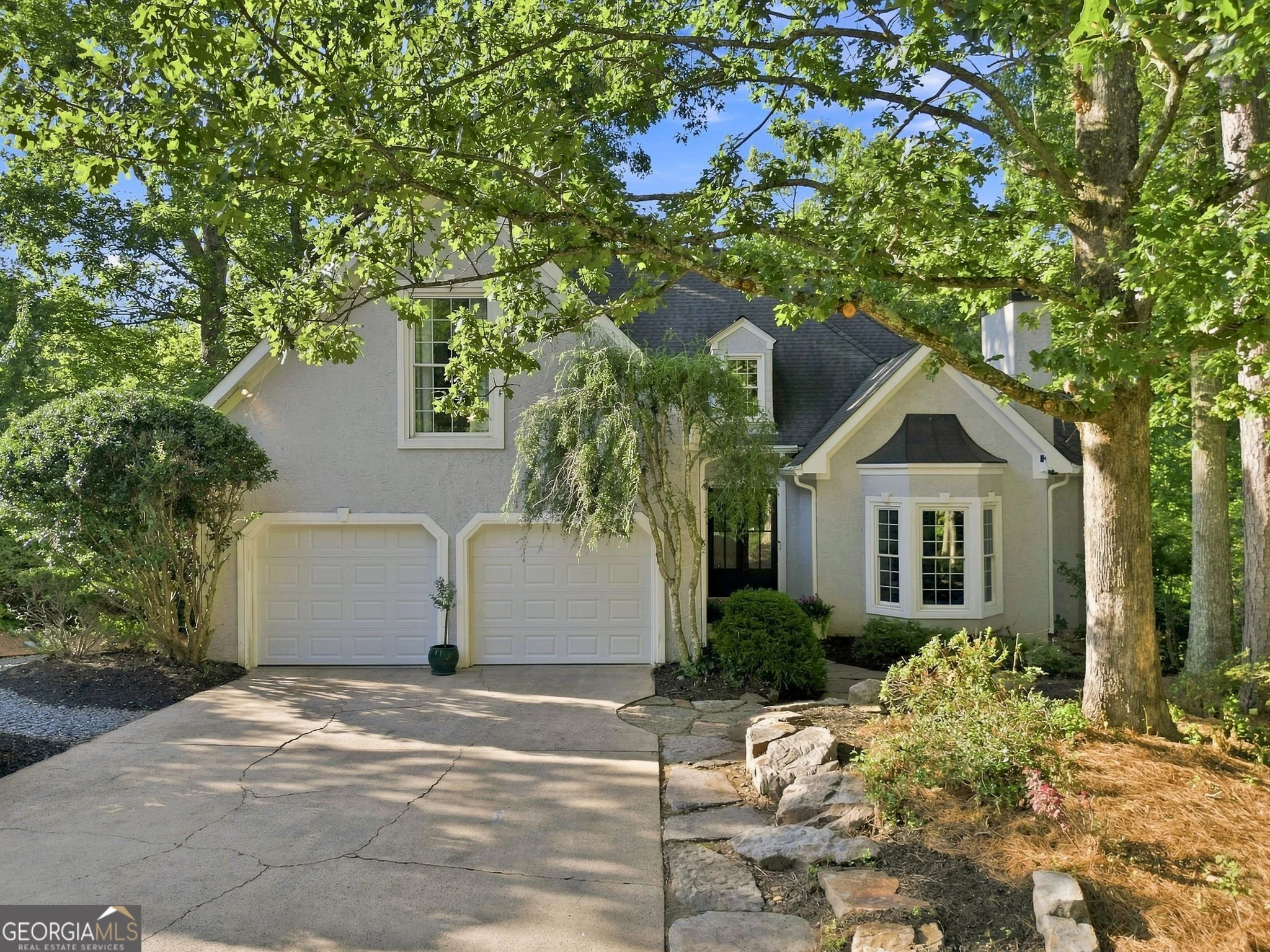 2040 Shallowford Park Manor