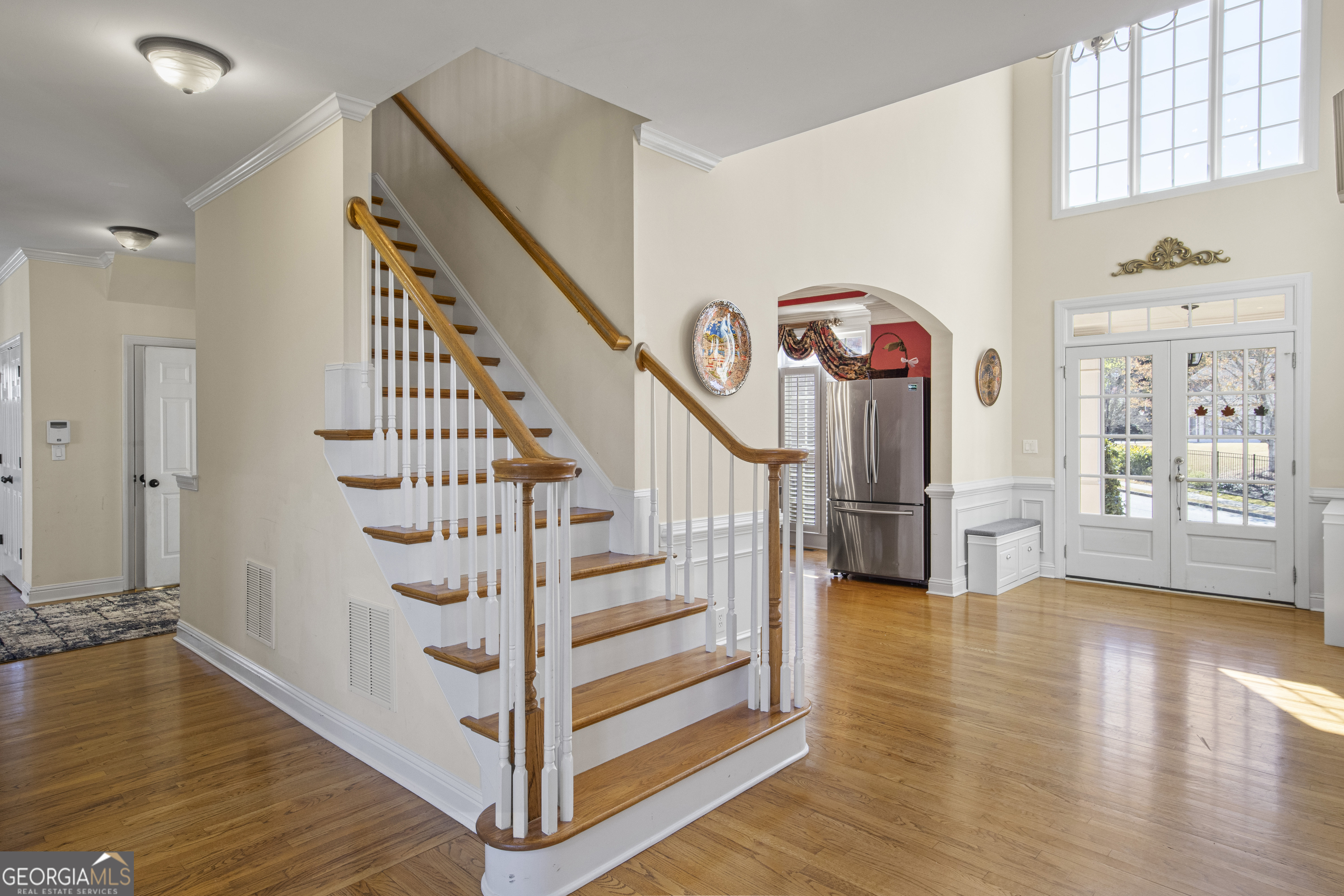 5685 Lake Manor