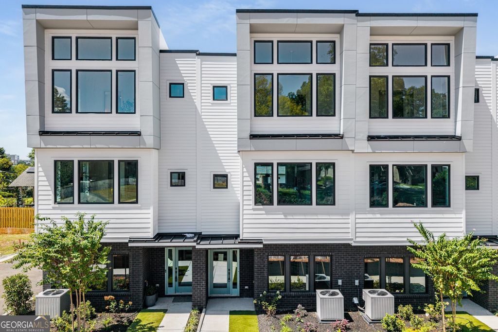 Photo of 404 Linden Avenue NE #20, Atlanta, GA 30308 (MLS # 10766837)