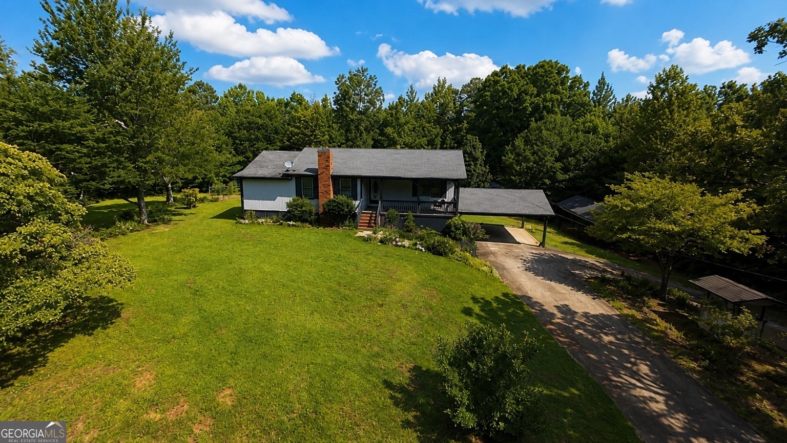 962 Willow Springs RD