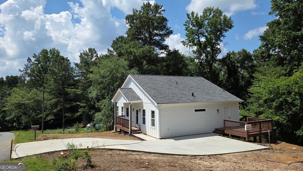 Photo of 41 Walnut Trail, Cartersville, GA 30121 (MLS # 10799777)