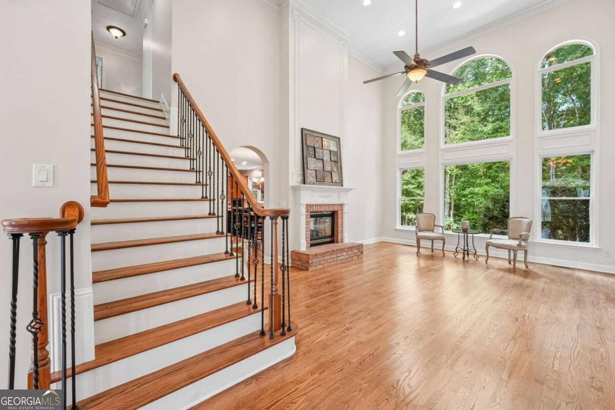 134 Riverview DR