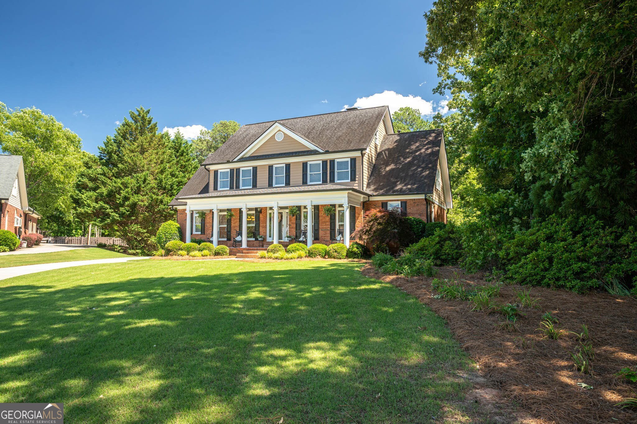 395 Grove Ridge DR
