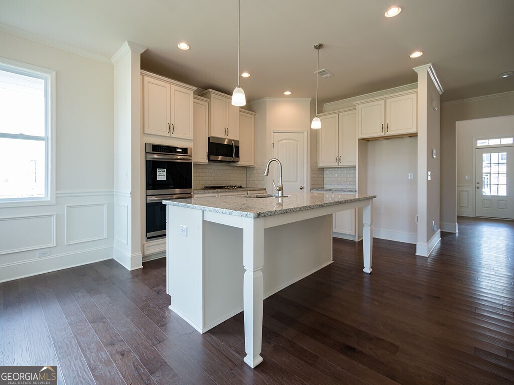 3864 Kastler DR