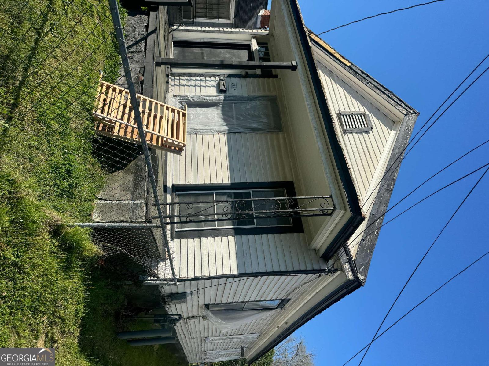 1116 Camille ST
